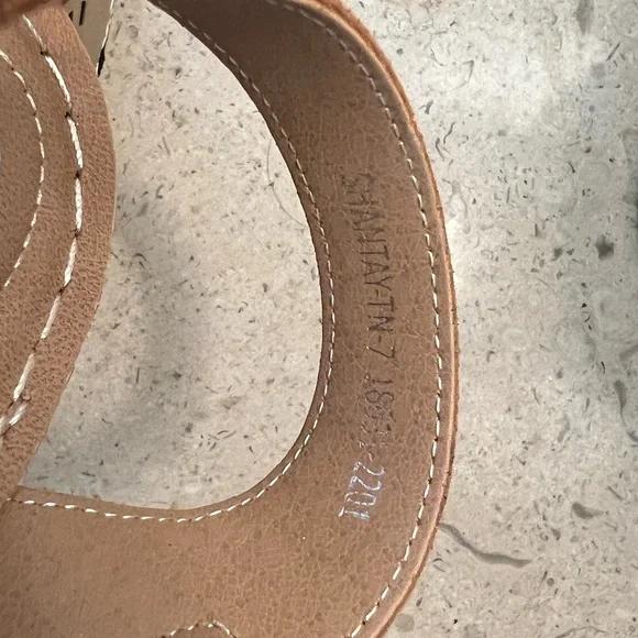 Patrizia by Spring Step Women's Tan Nude Wedge Sandals 7 NWOB - Picture 4 of 6